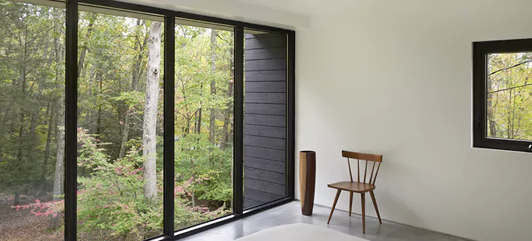 Bulletproof Window Protection Services in Seminole, FL